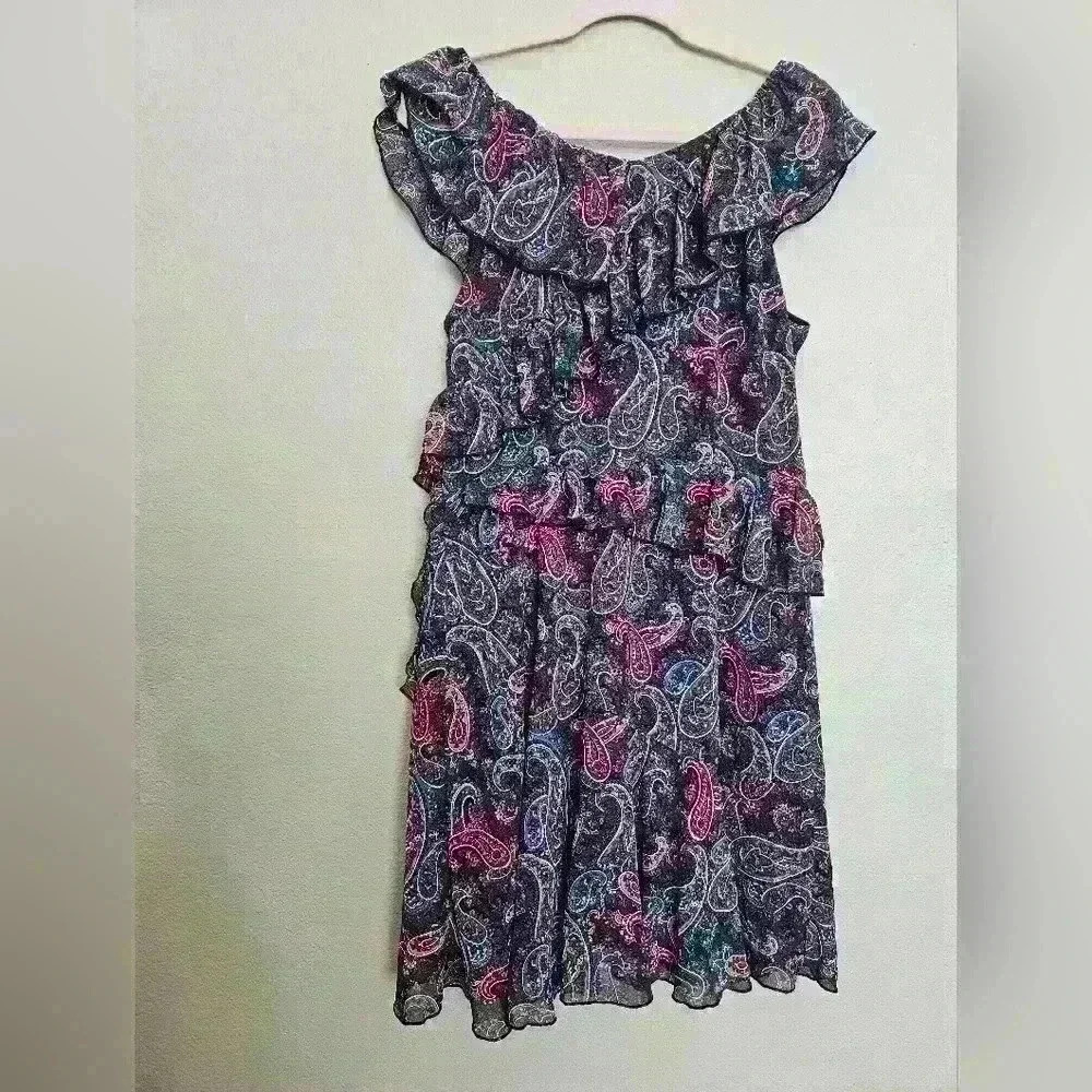 Sensil Ruffle Dress - Picture 7 of 8